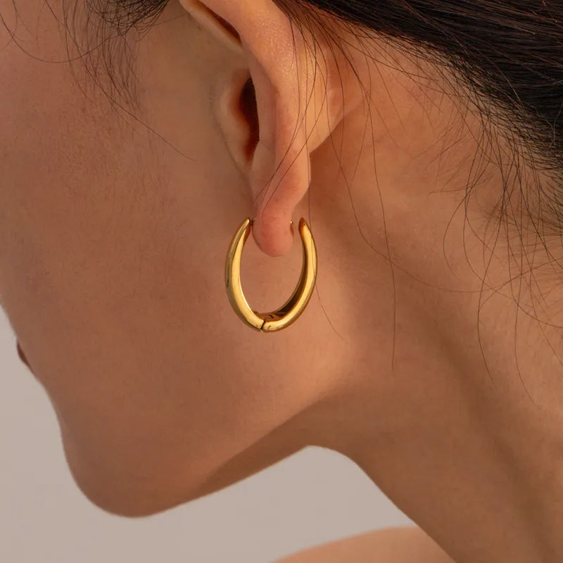 Hinged Back 18K Gold Hoop Earrings