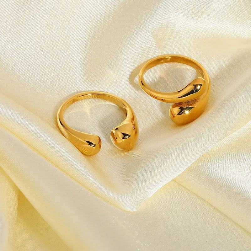 Gold Boho Hugging Silhouette Ring