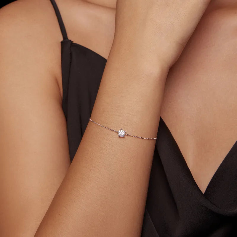 Solitary Diamond Elegant Bracelet