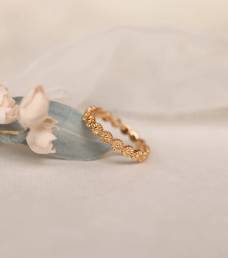 925 Sterling Silver Eternity Daisy Wild Flower Ring