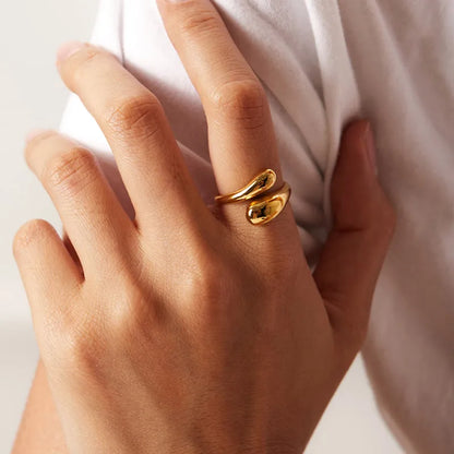 Gold Boho Hugging Silhouette Ring