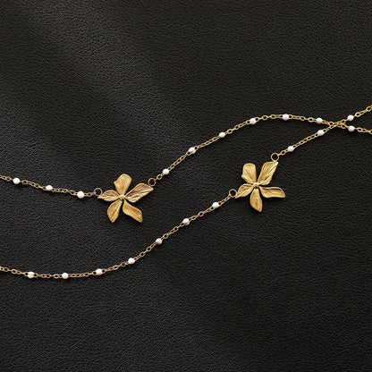 18K Gold Dogwood Blossom Flower Pendant Necklace