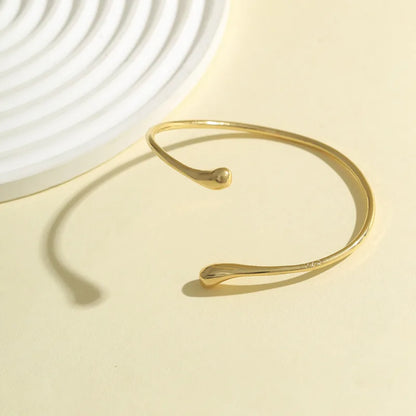 Mooncurve Silver Arm Cuff